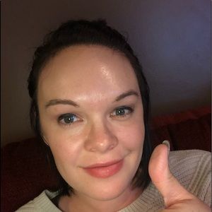 Meet your Posher, Helena